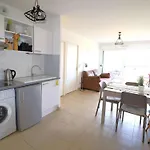 Superbe P2 Neuf, Parking Securise, Terrasse, Au Calme - 4 Pers, Animaux Admis - Fr-1-307-190 Apartment Le Grau-du-Roi